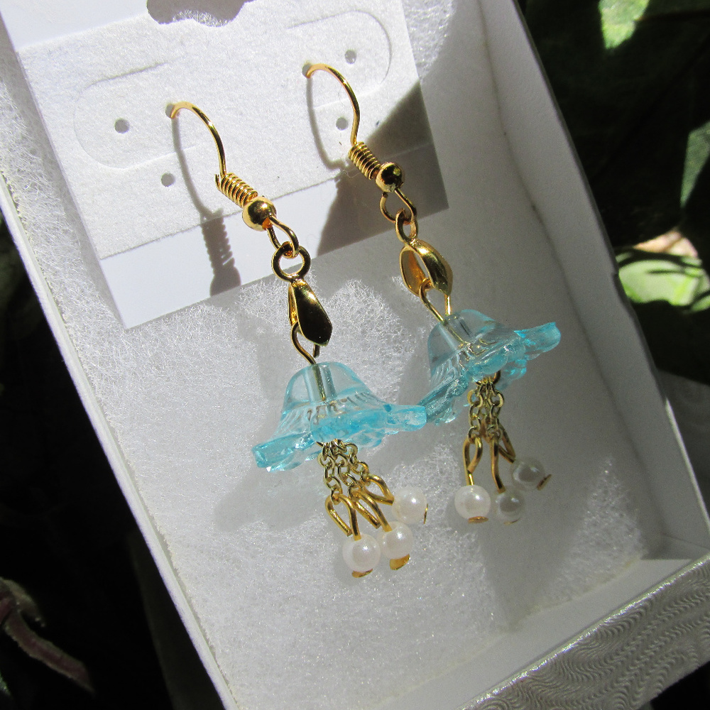 18K Gold Plated Petite Blossoms w/ Dangling Pearls - Picture 4 of 6